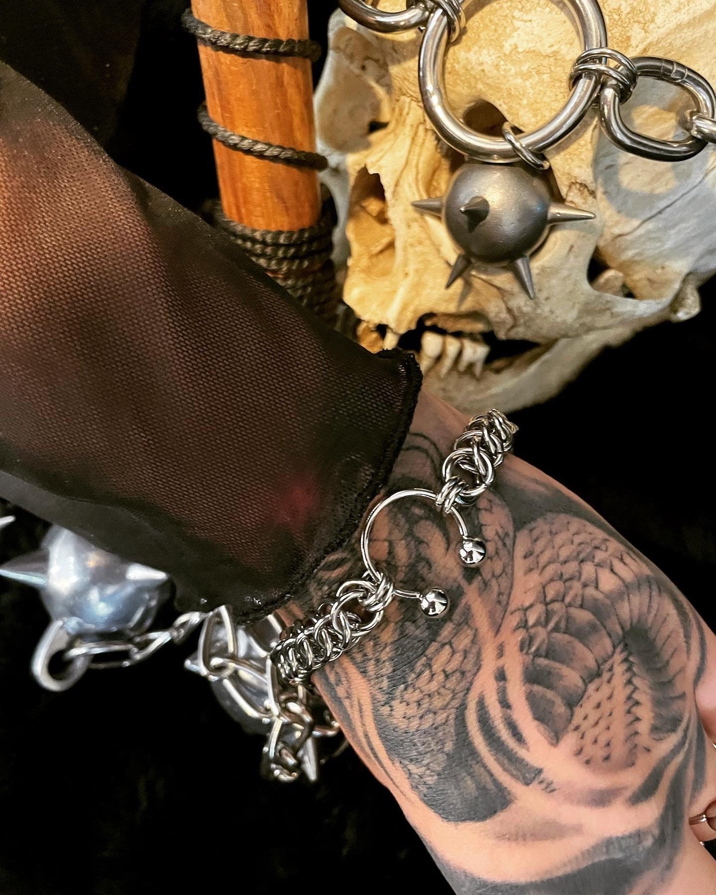 Horse shoe chainmaille bracelet