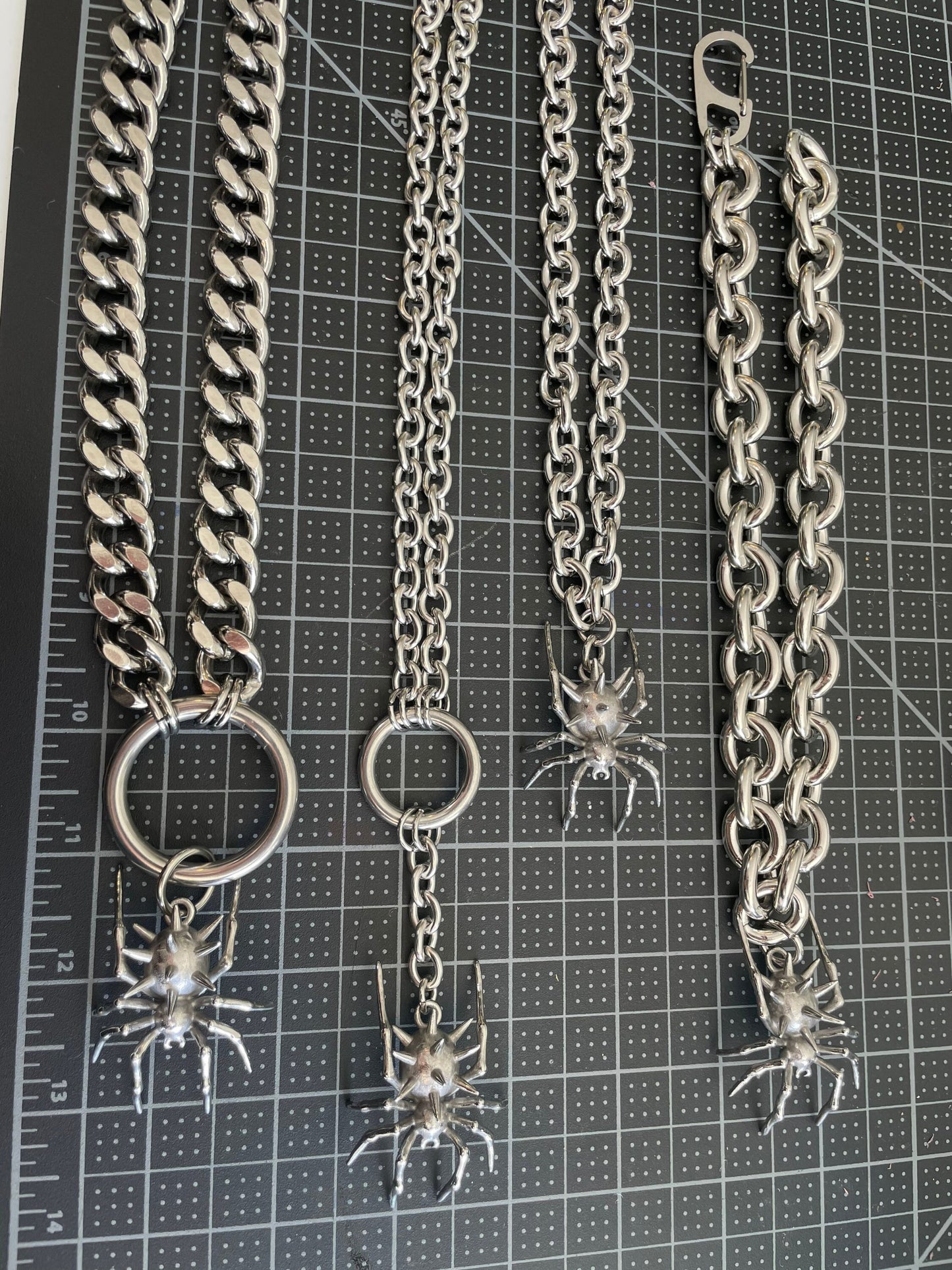 Spider o-ring necklace