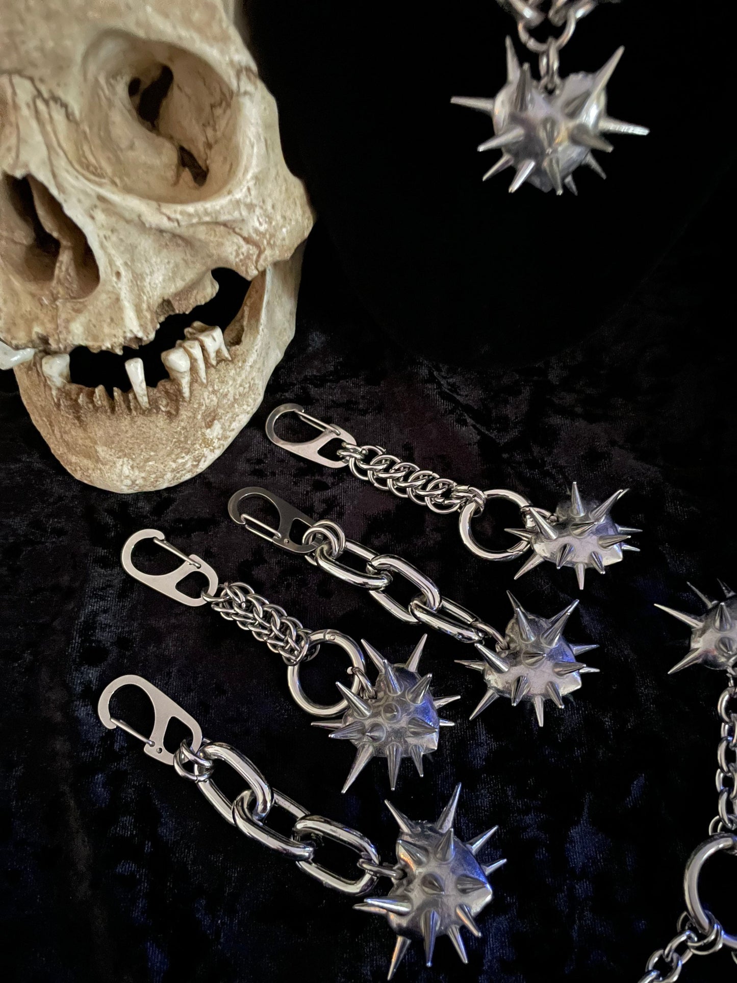 Heart morningstar mace keychain