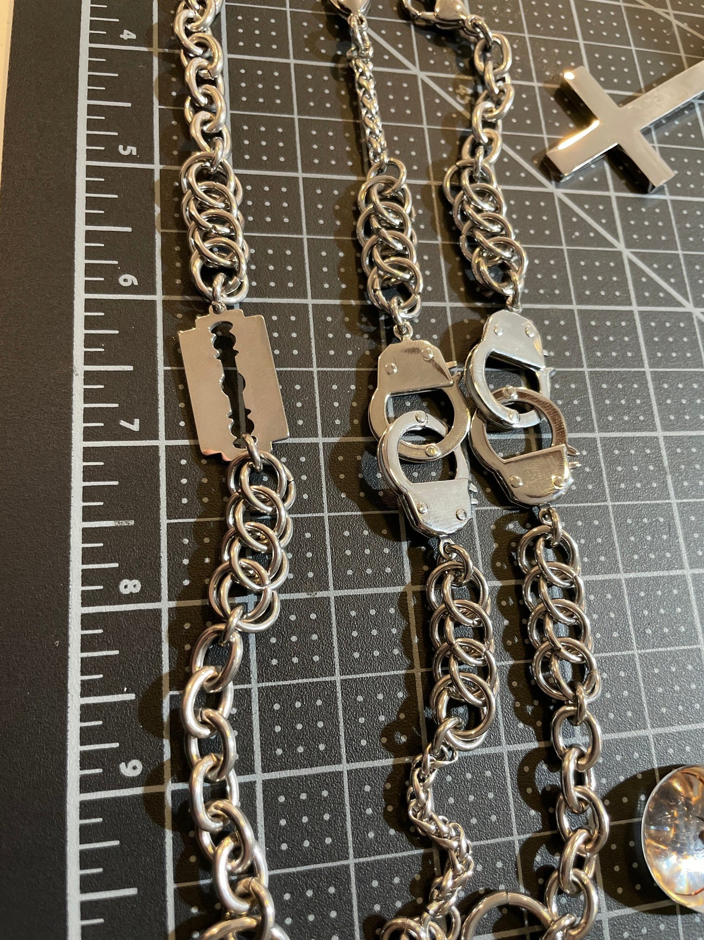 Handcuff/ razor Chainmail bracelet