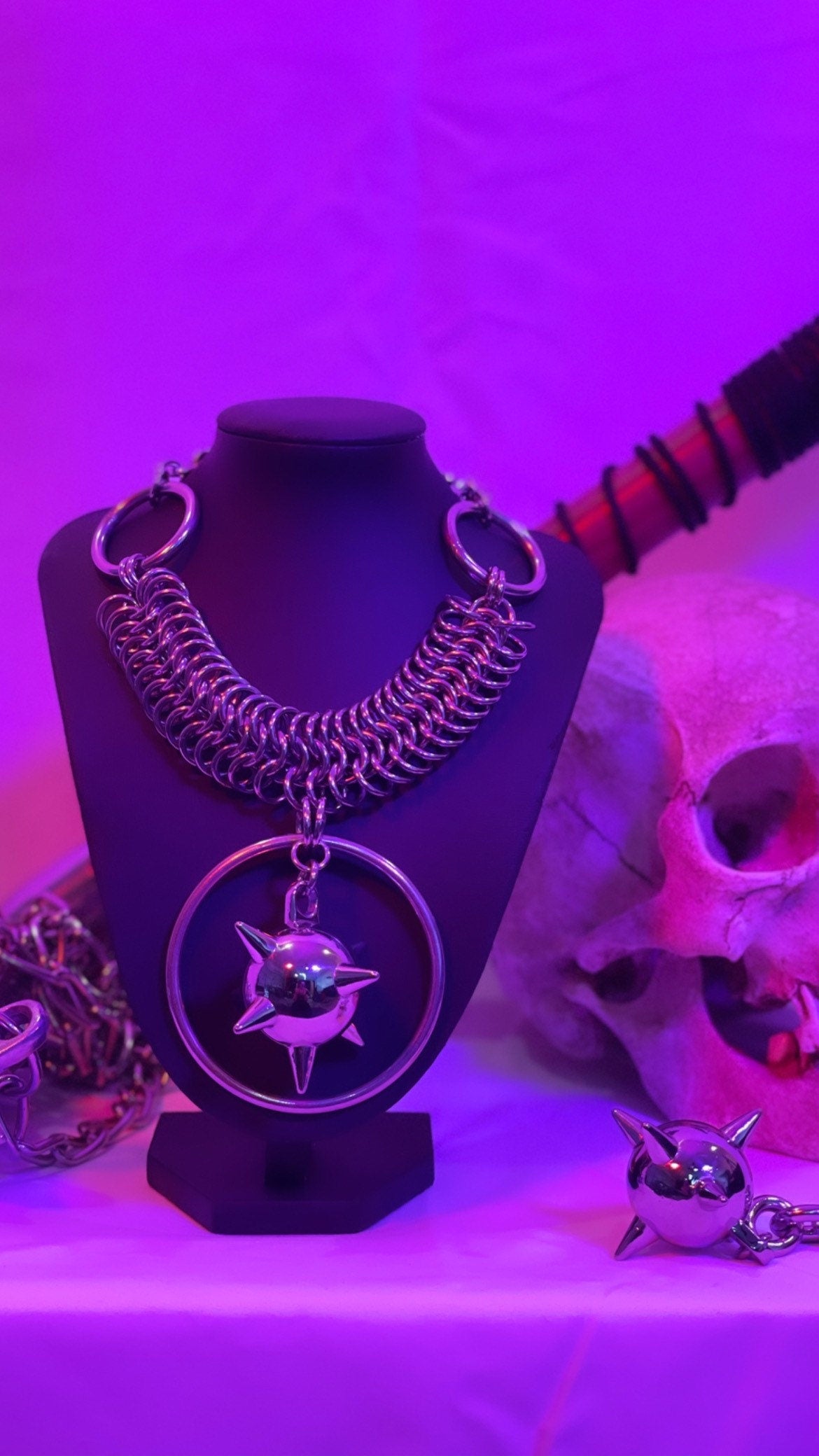Flail choker, chainmail
