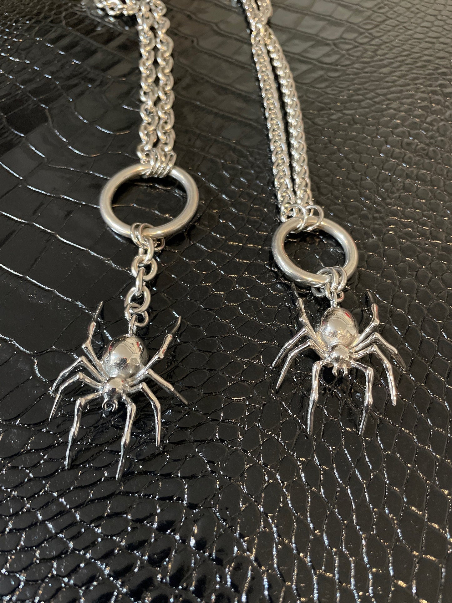 Spider o-ring necklace