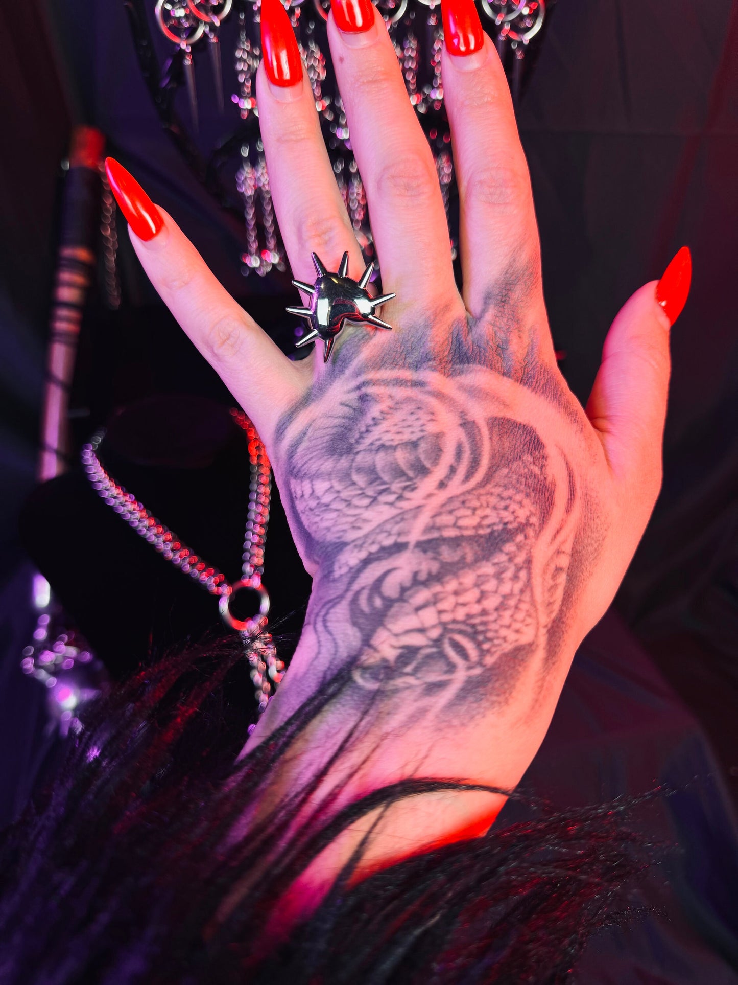 Side Spiked heart ring