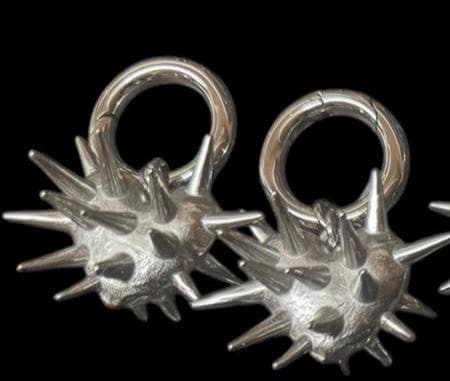 Heart ear weights