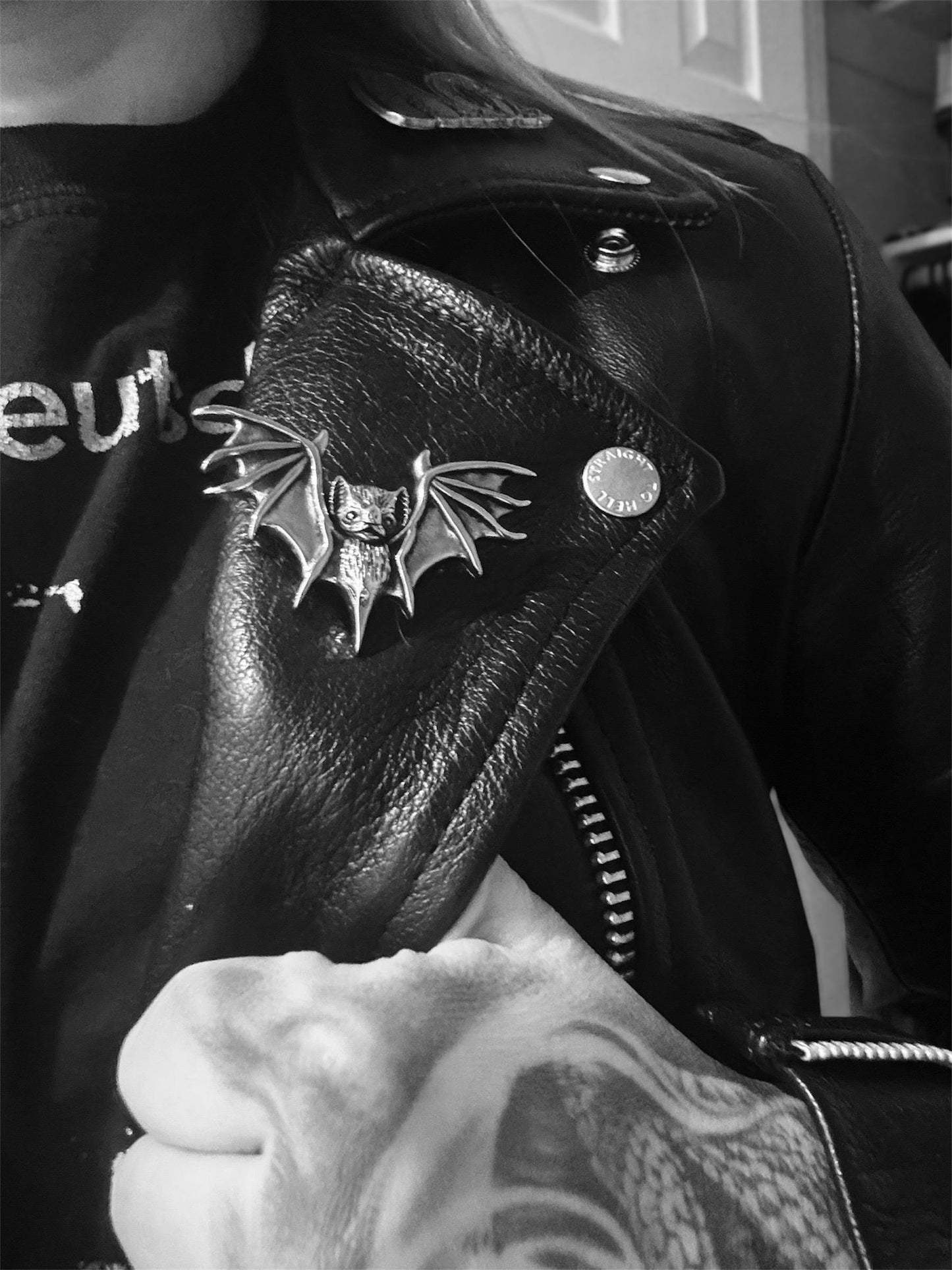 Bat pin
