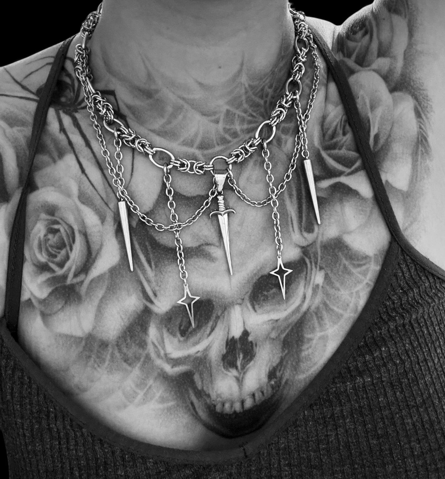 Dagger twinkle chain
