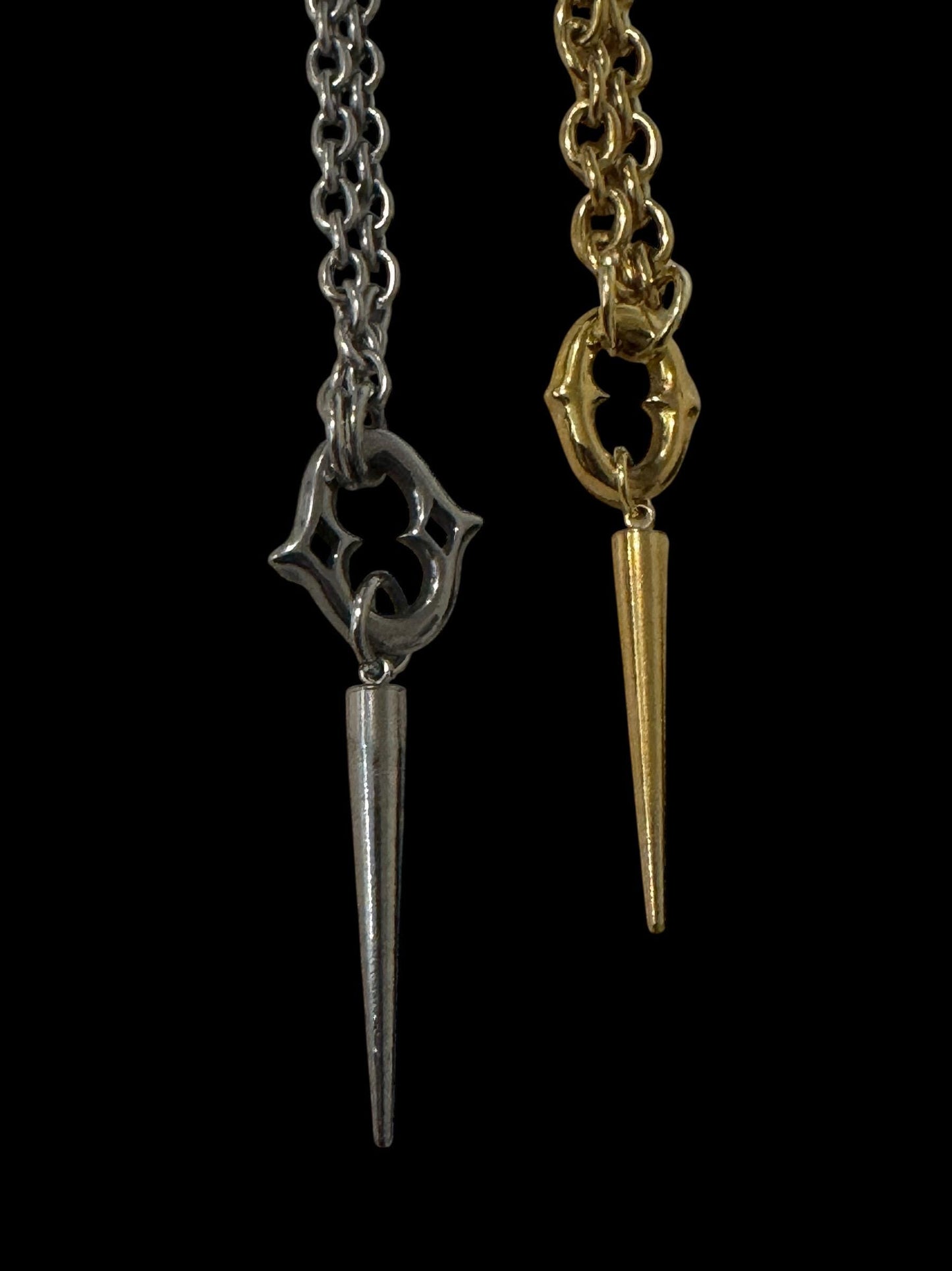 Spiked link chain