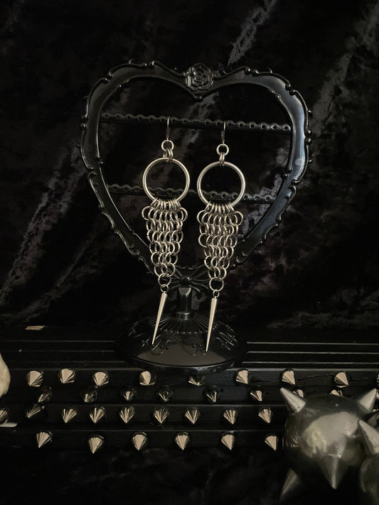 Chainmail spike earrings