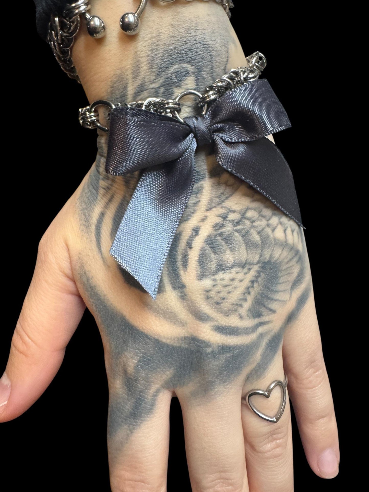 Bow bracelet