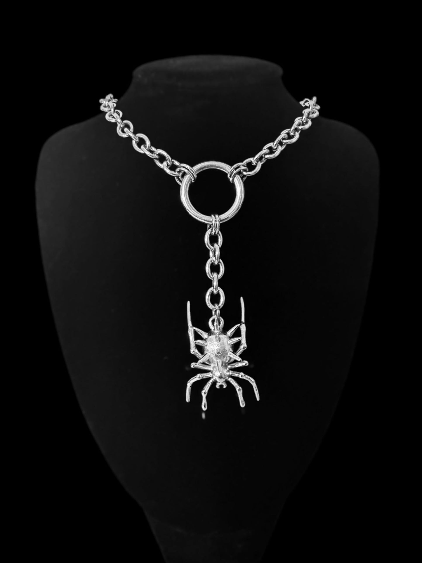 Spider o-ring necklace