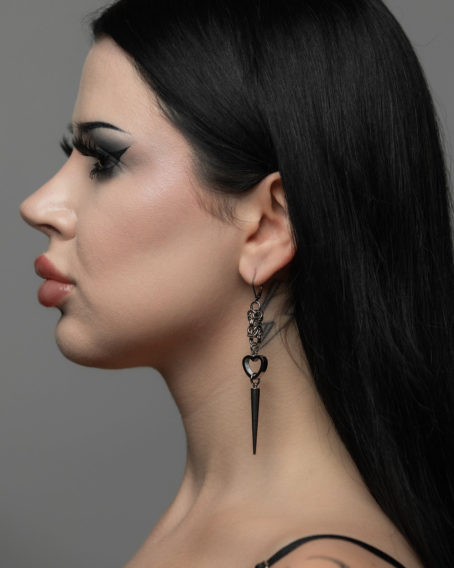 Small Chainmaille heart earrings
