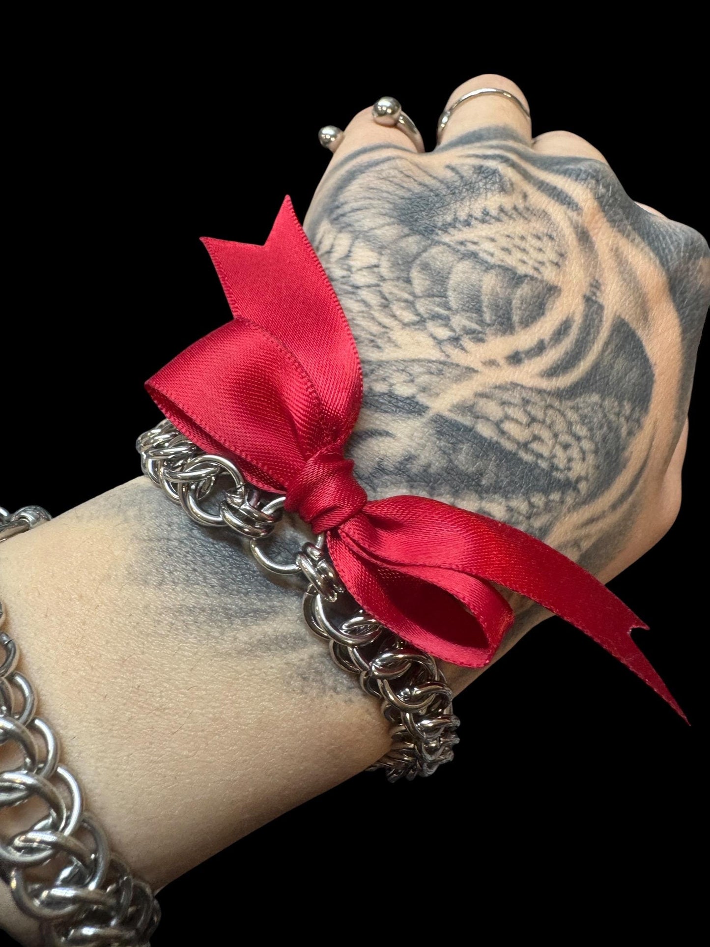 Bow bracelet