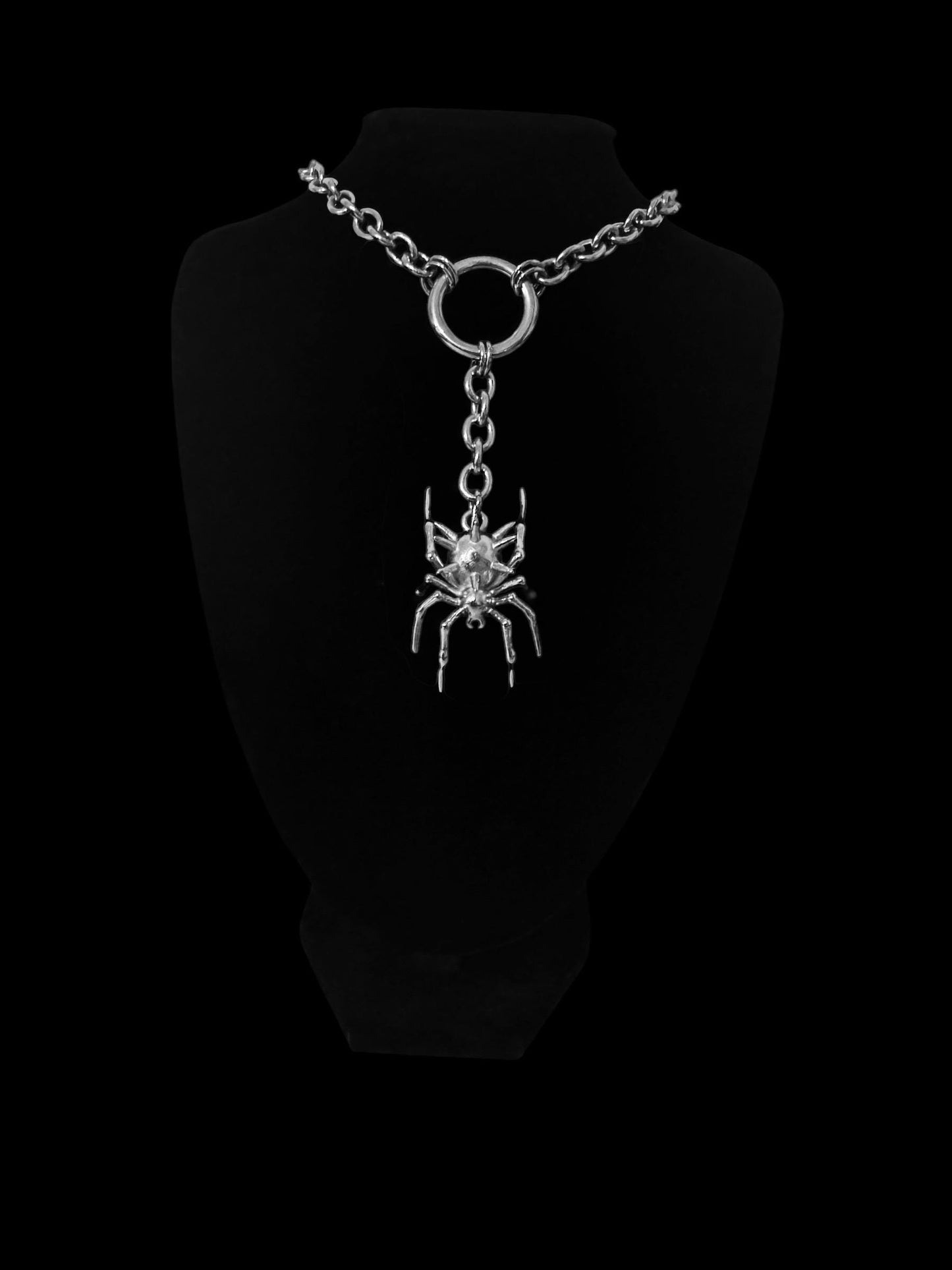 Spider o-ring necklace