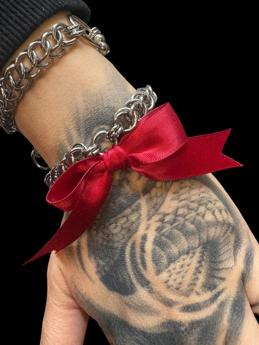 Bow bracelet
