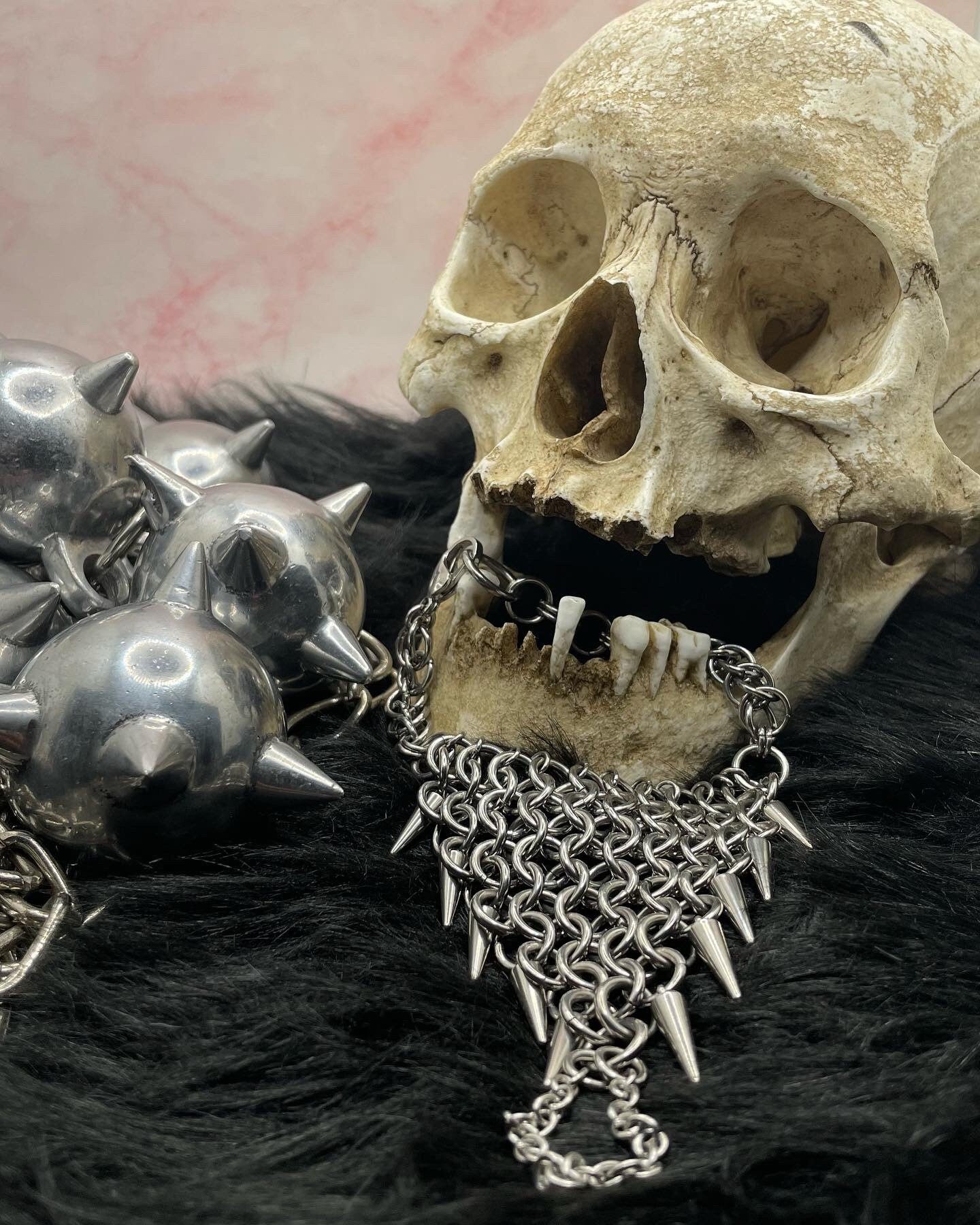 Bandana spiked chainmail bracelet