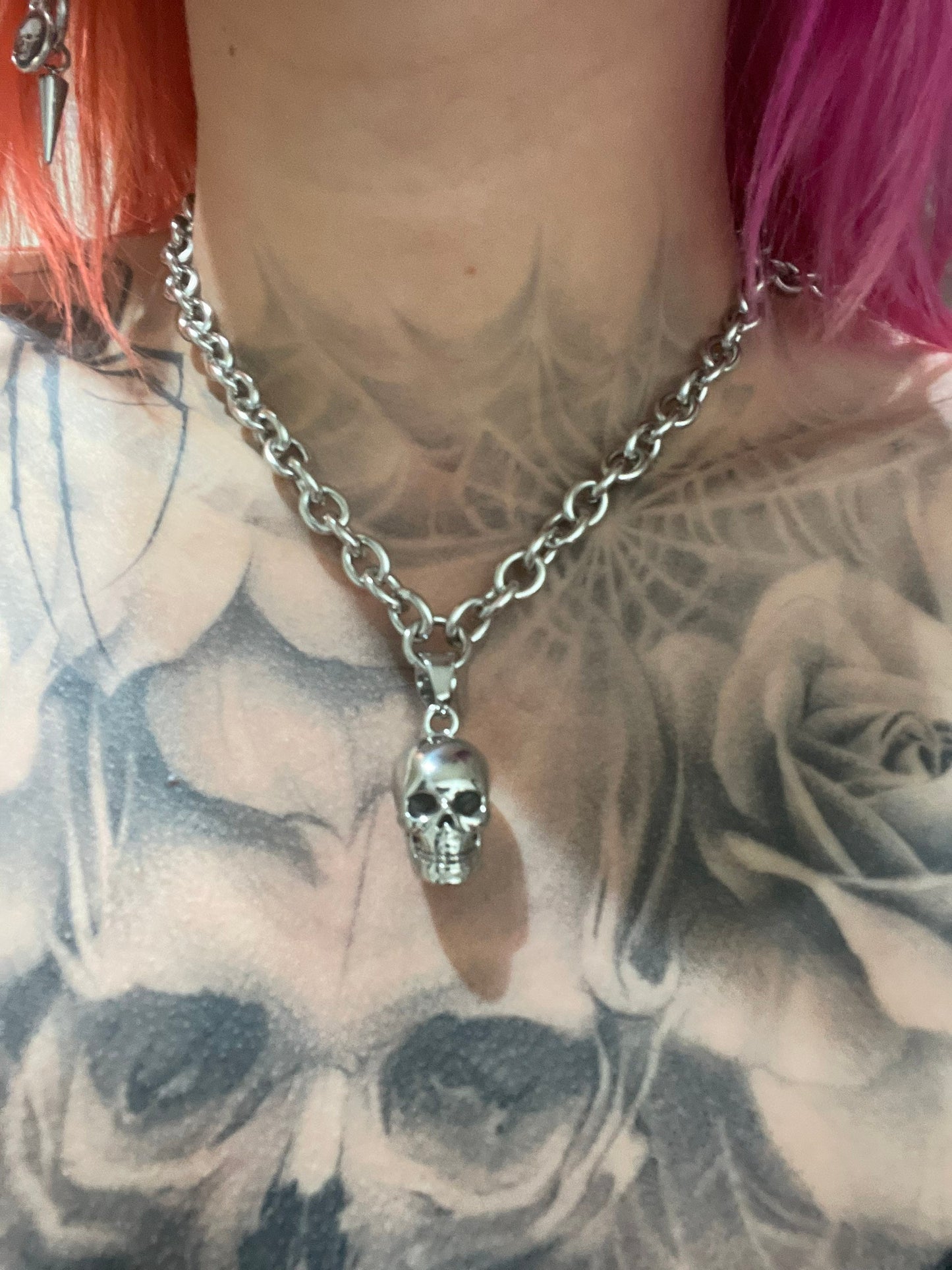 Skull chain