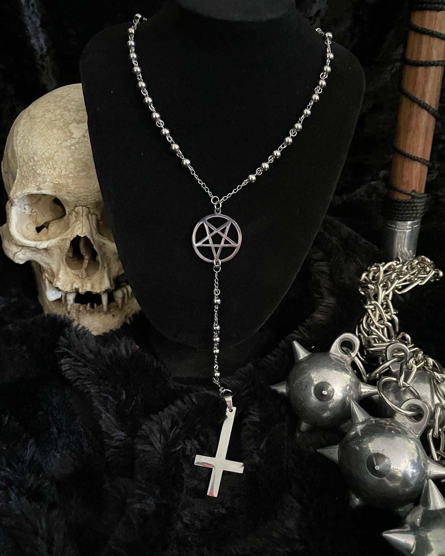 Inverted rosary