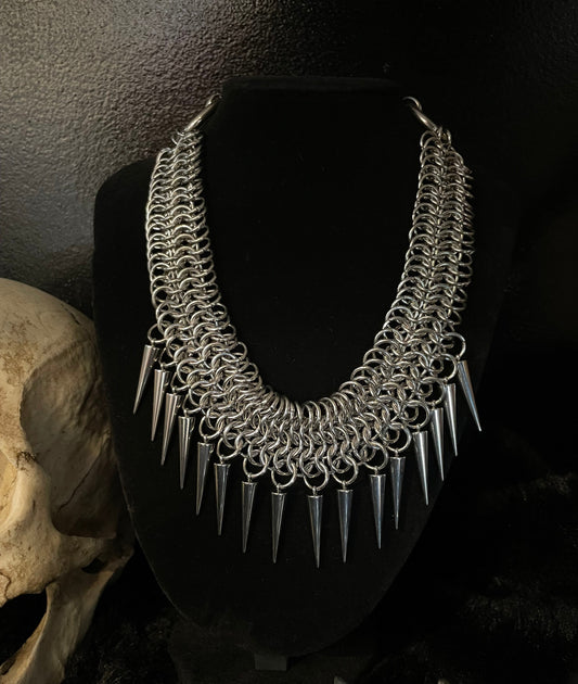 Chainmaille spiked necklace