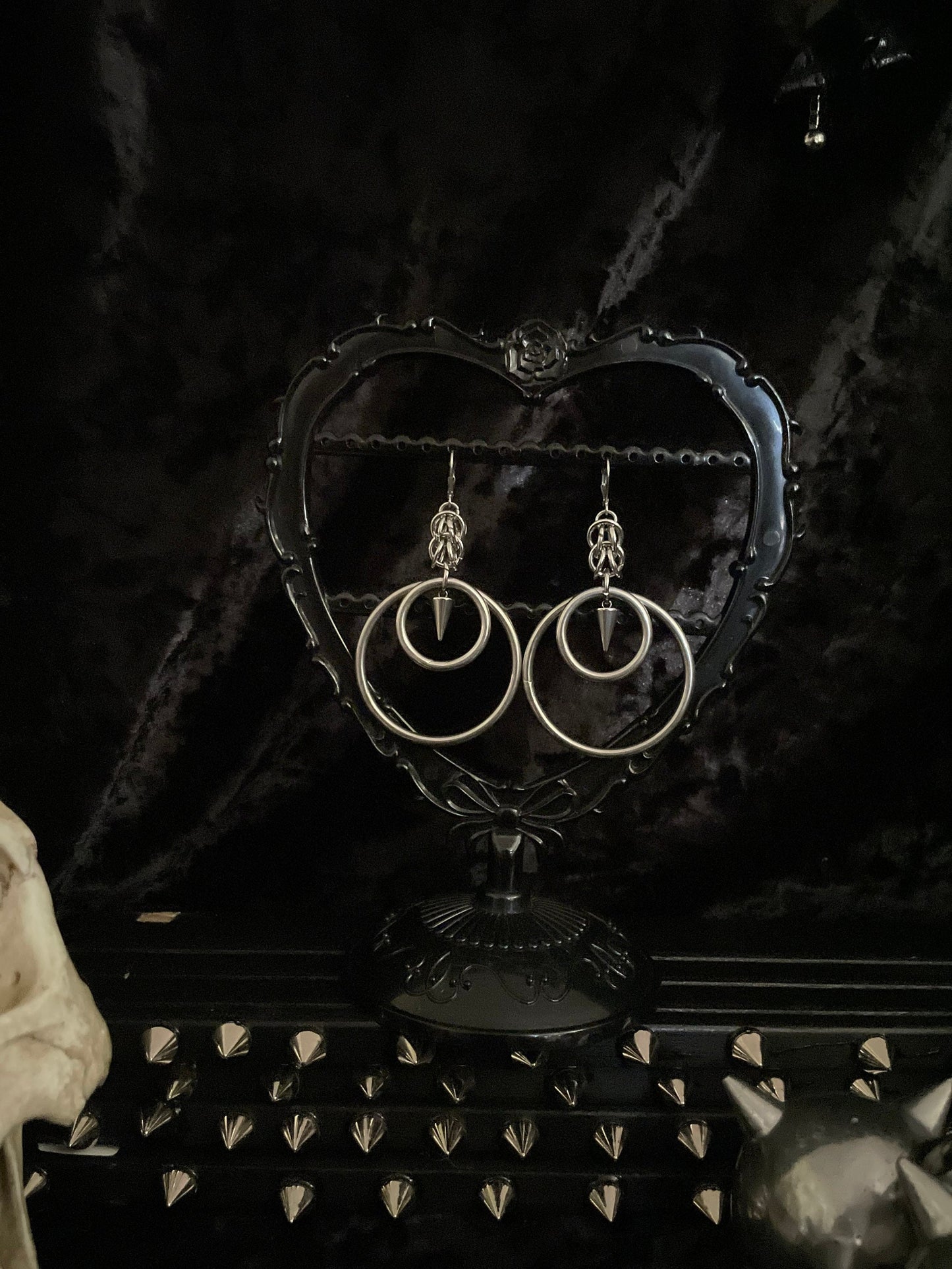 Chainmail spike earrings