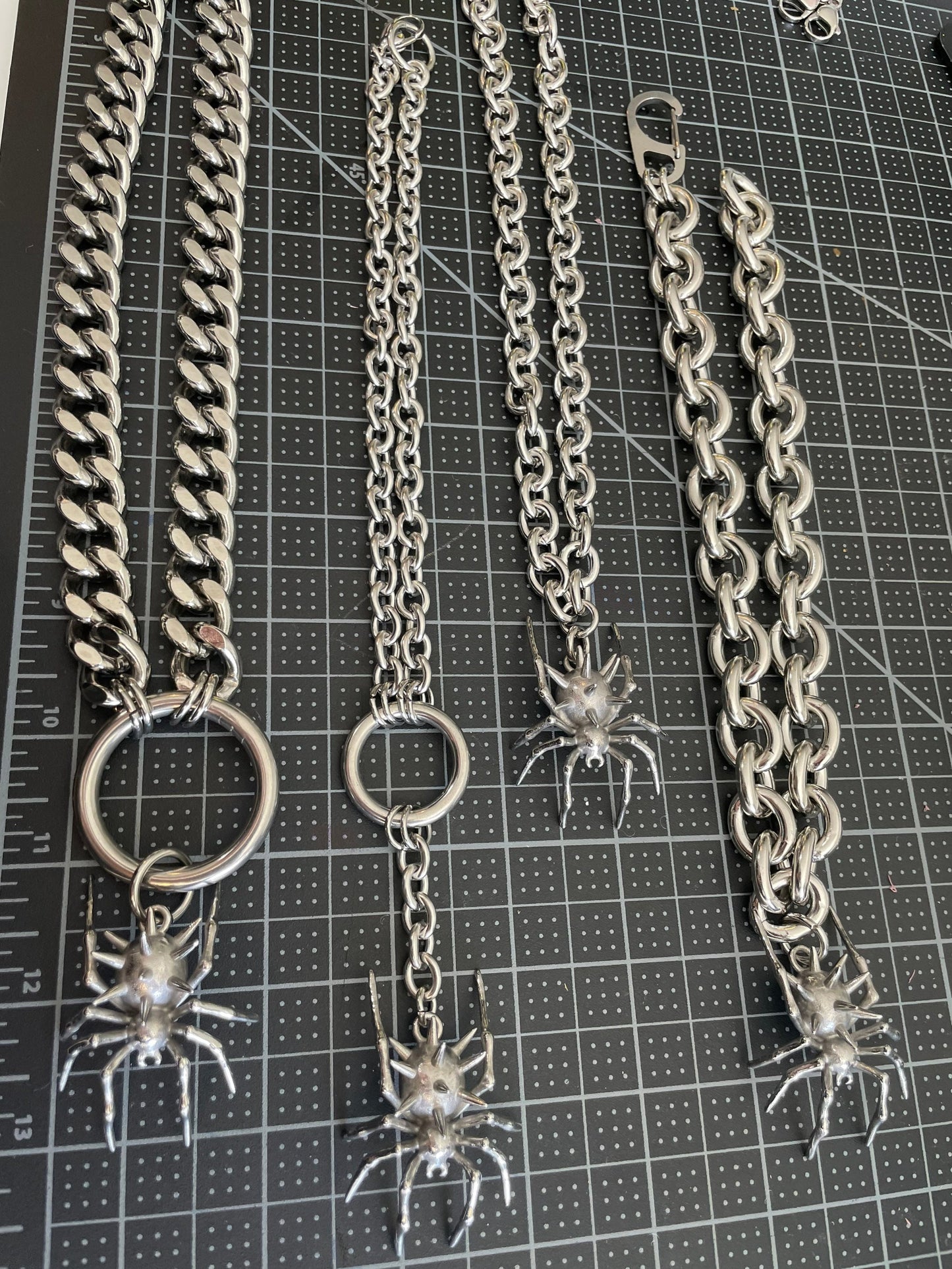 Spiked Spider chain