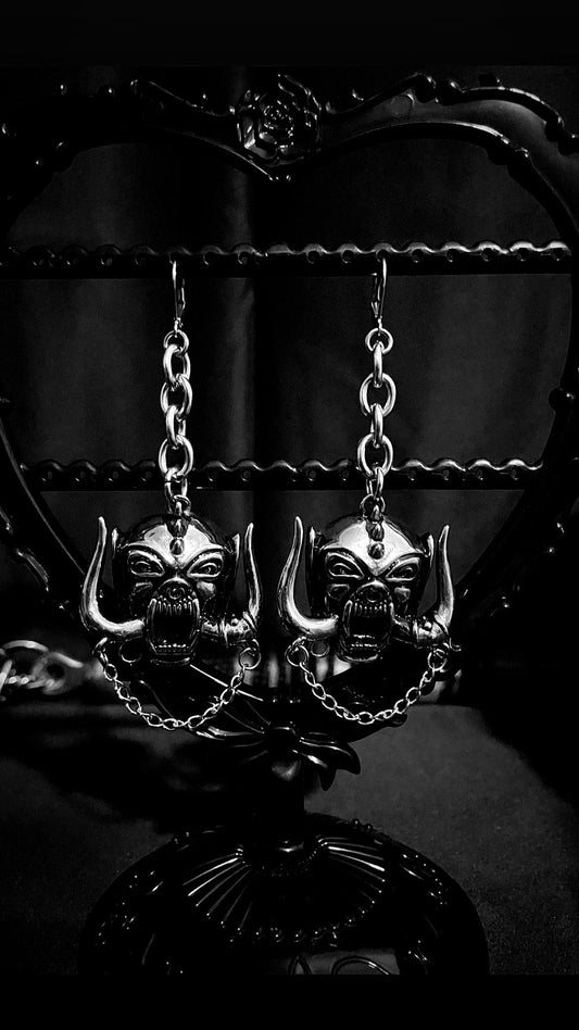 Snaggletooth earrings
