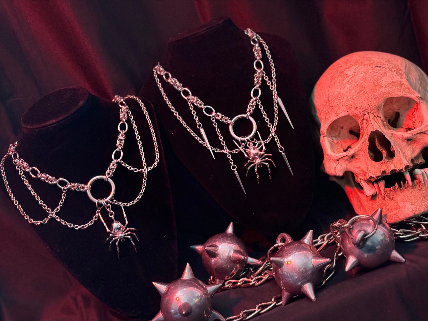 Spiked spider Chainmaille