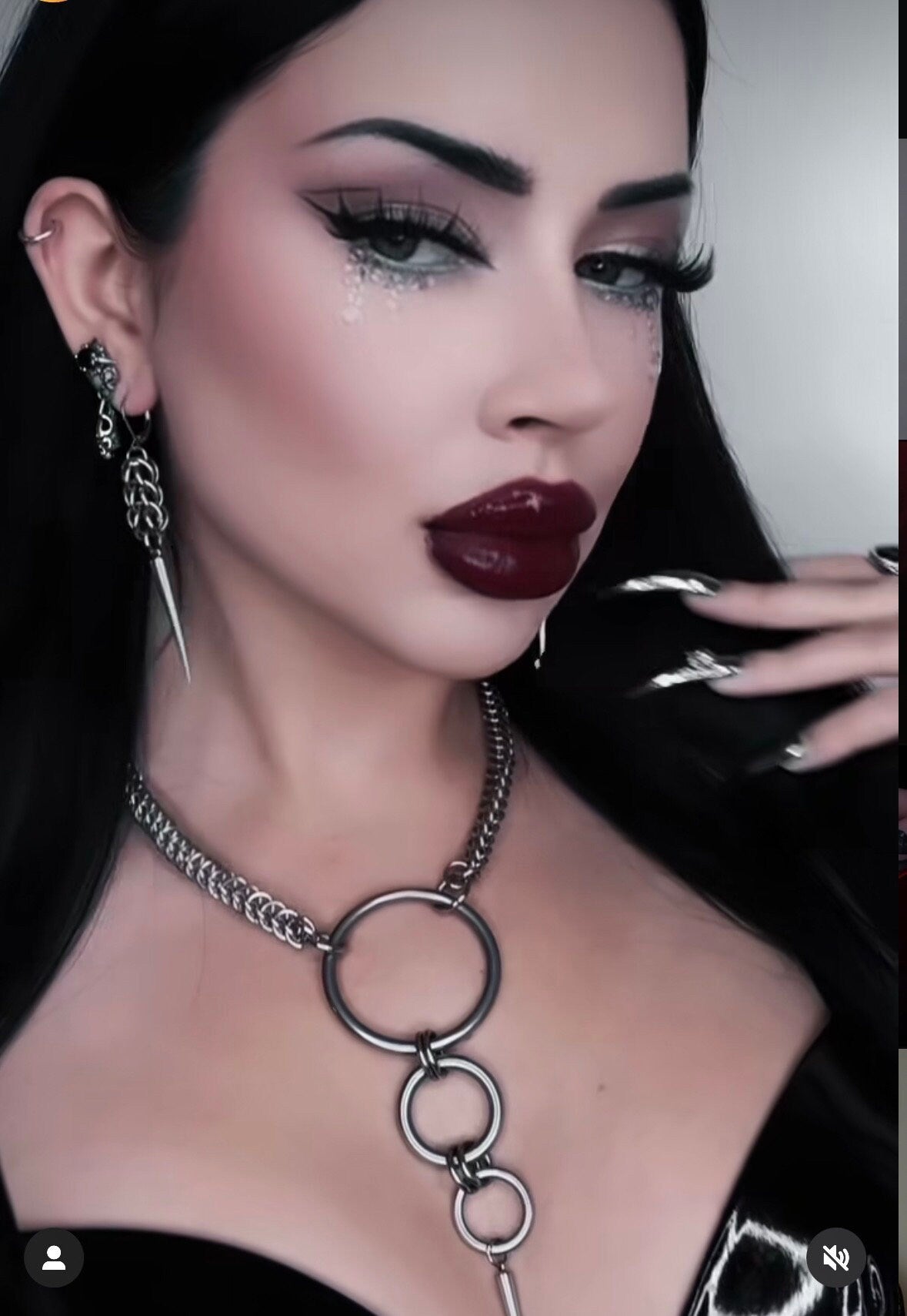 Triple O spike chain