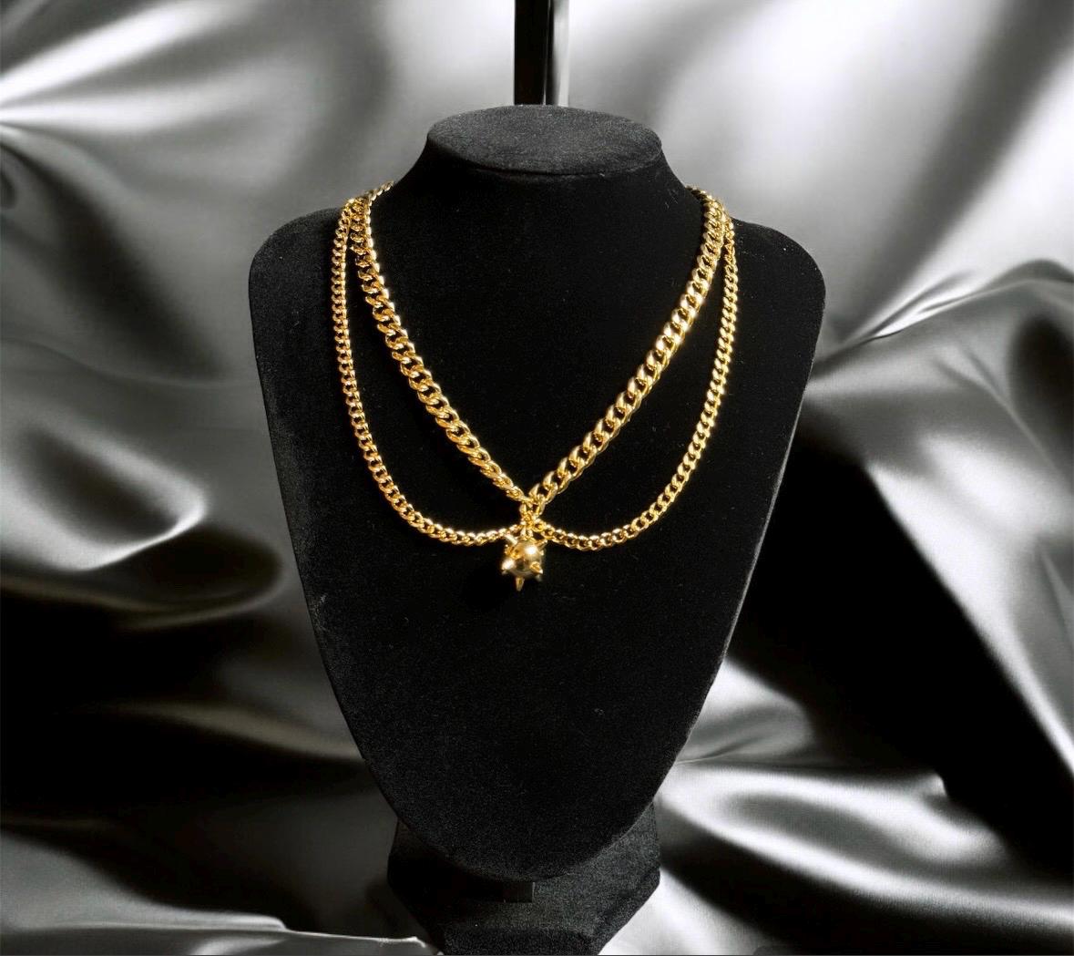 Gold flail drop chain