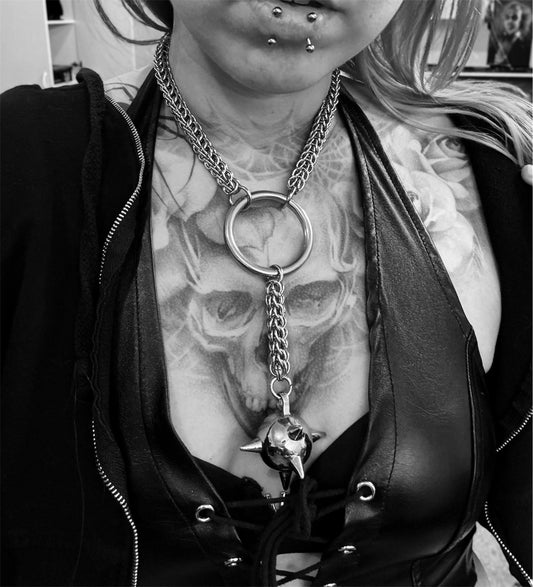 Flail chainmaille necklace