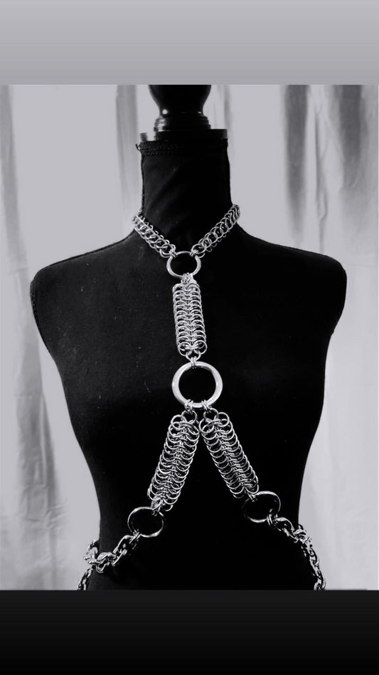 Chainmaille harness