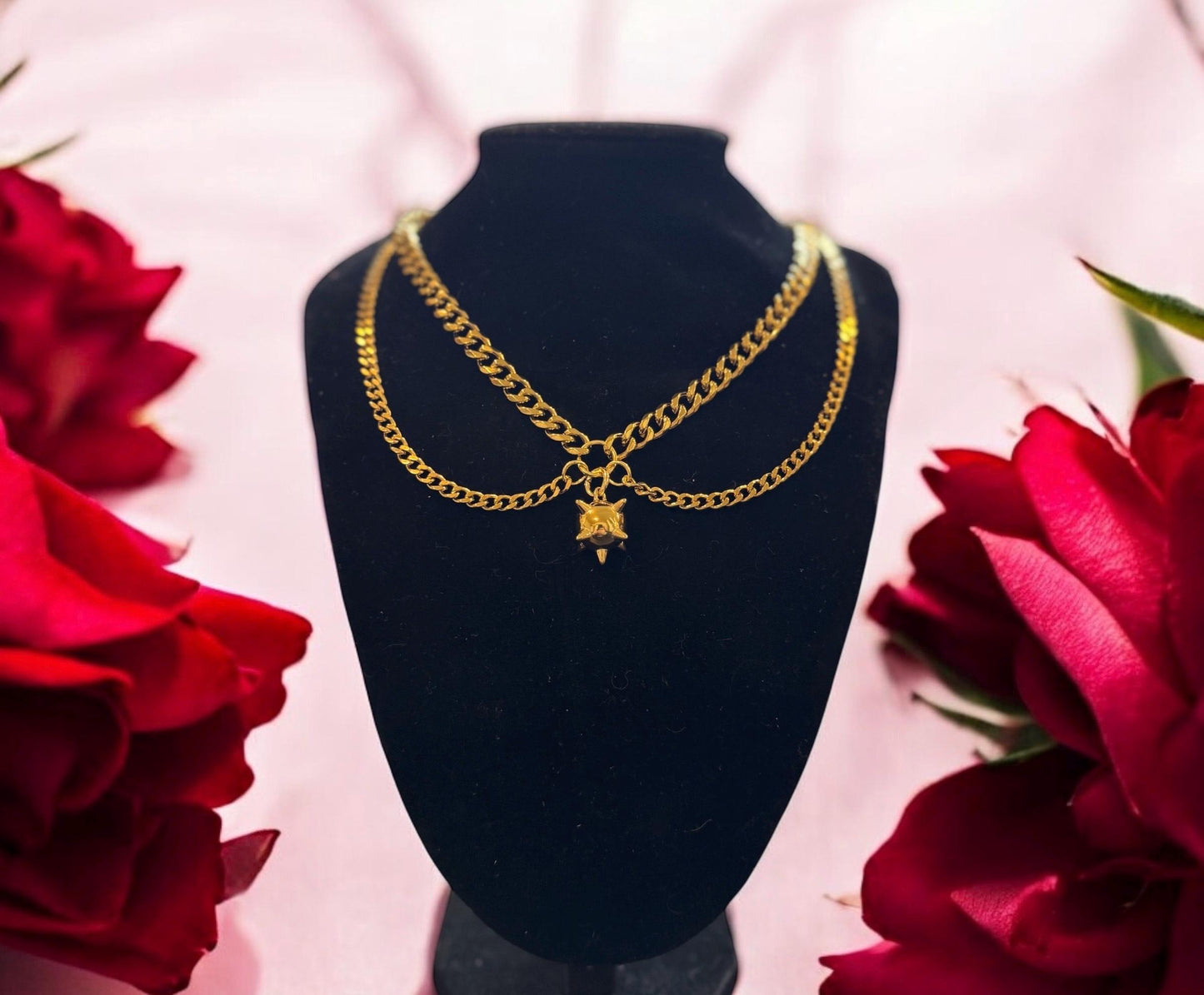 Gold flail drop chain