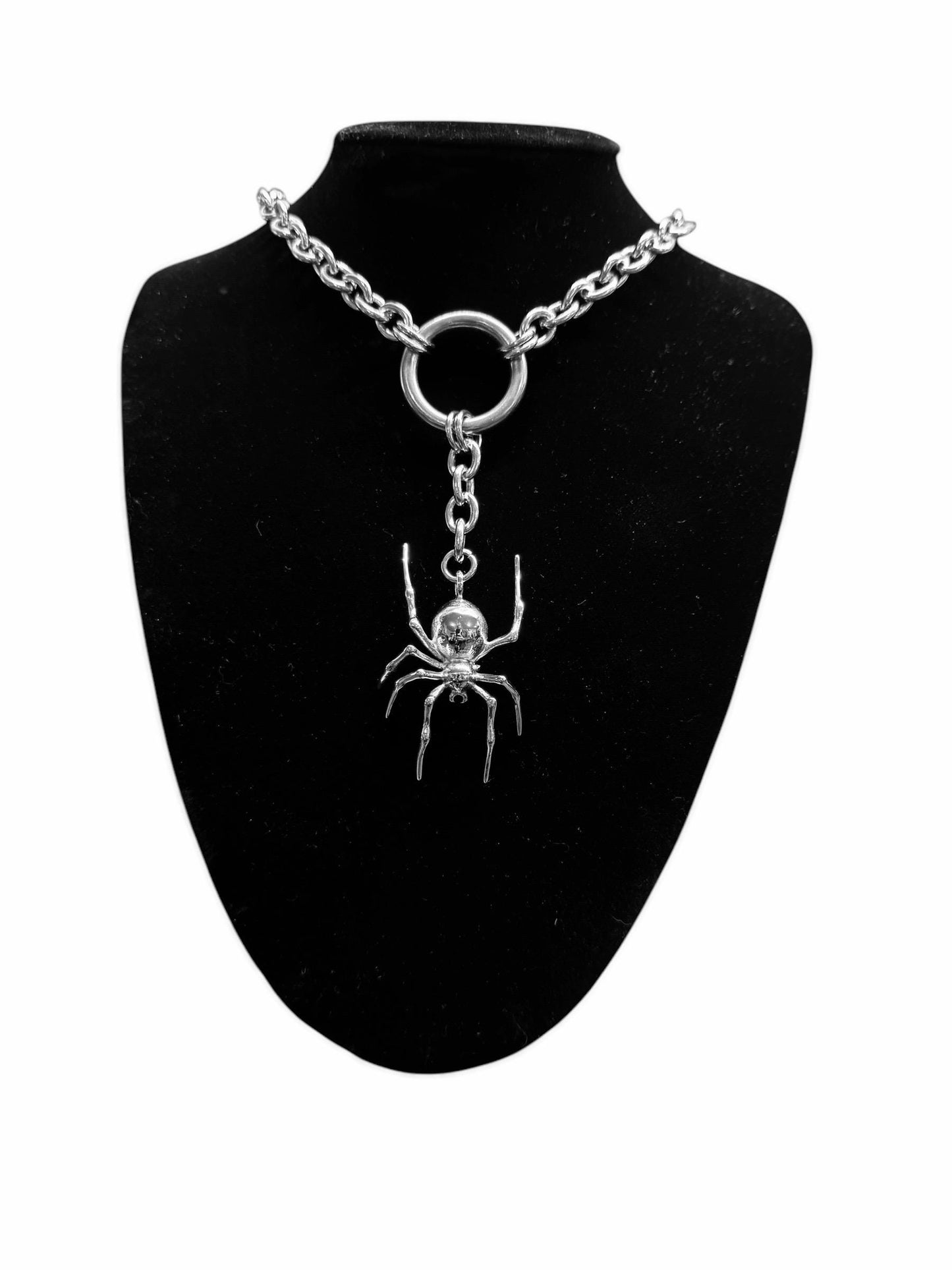 Spider o-ring necklace