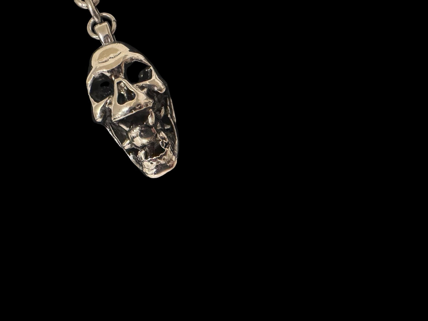 Skull flail chain