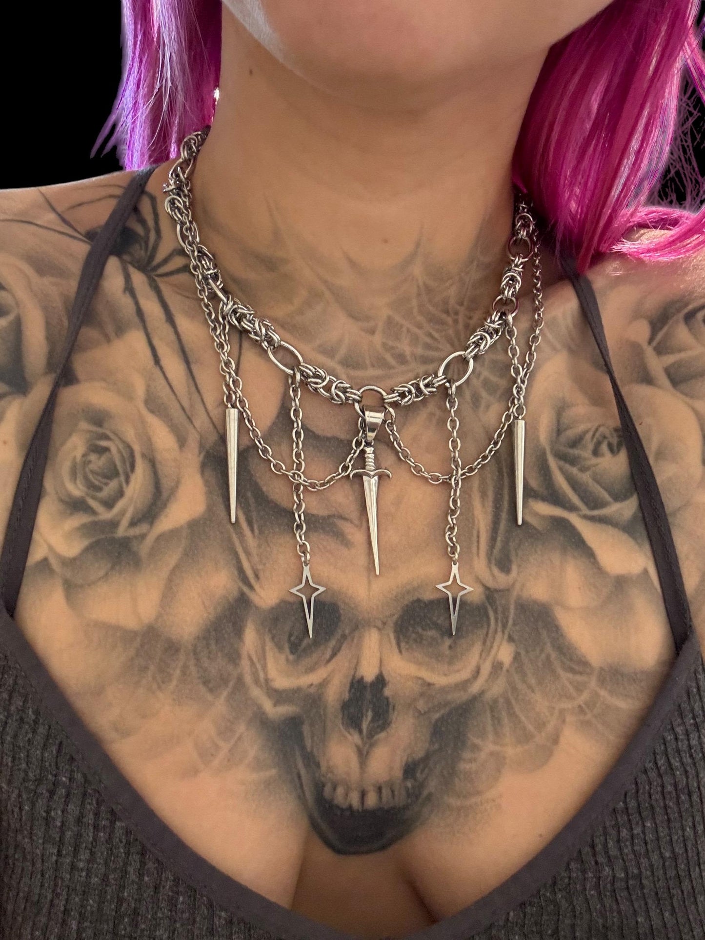 Dagger twinkle chain