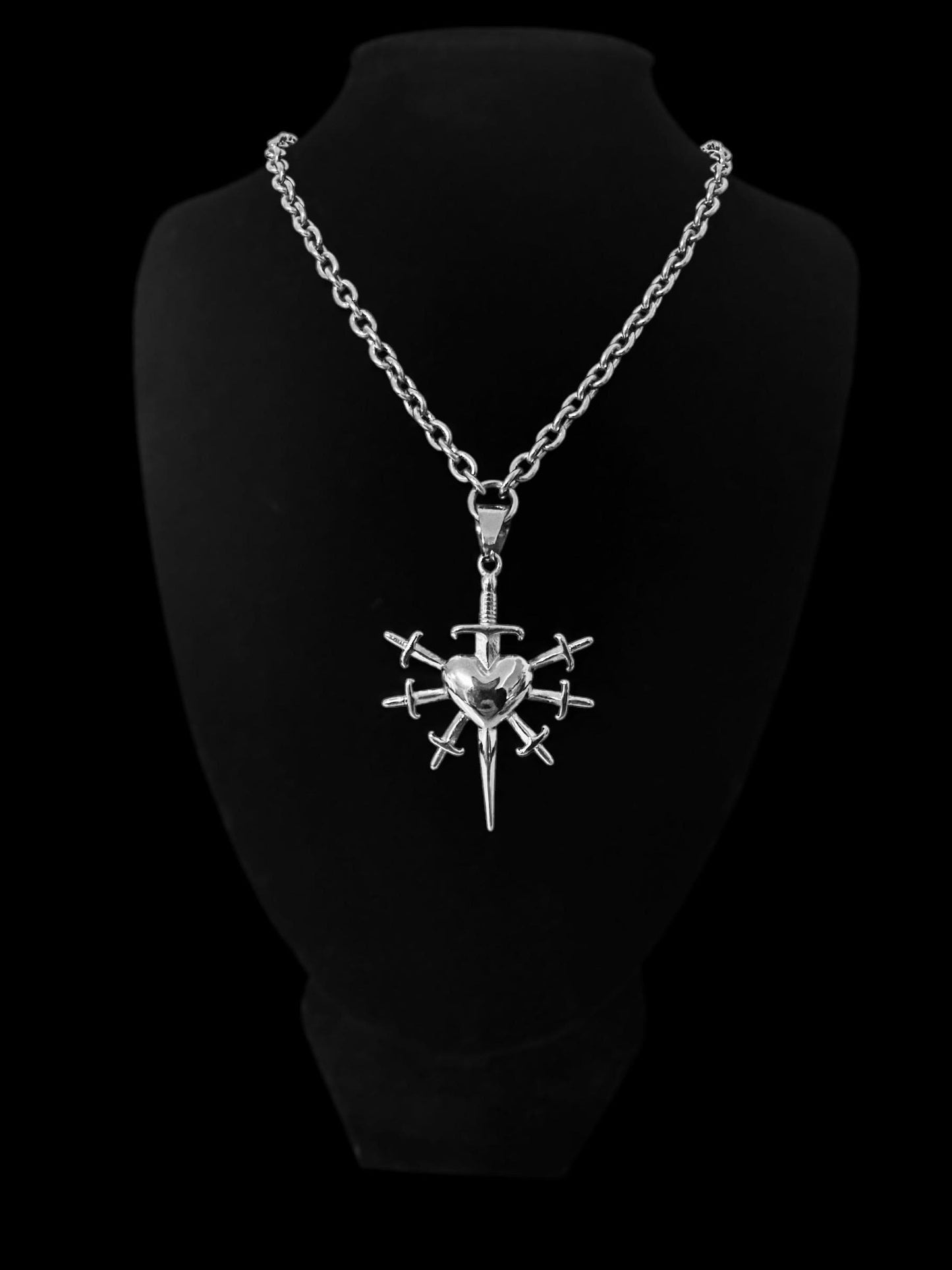 Smallest dagger heart chain