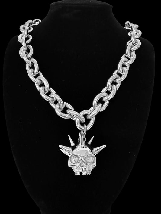Chunky spiked skull cable chain